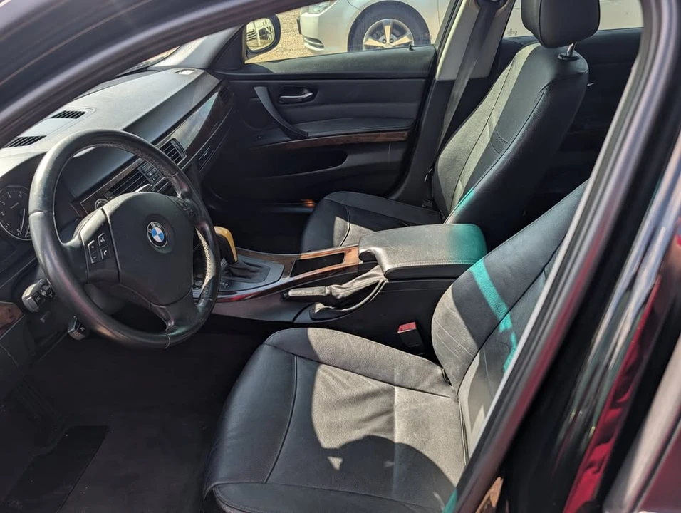 2011 BMW E90 3 Series Sedan - Image 5 of 6