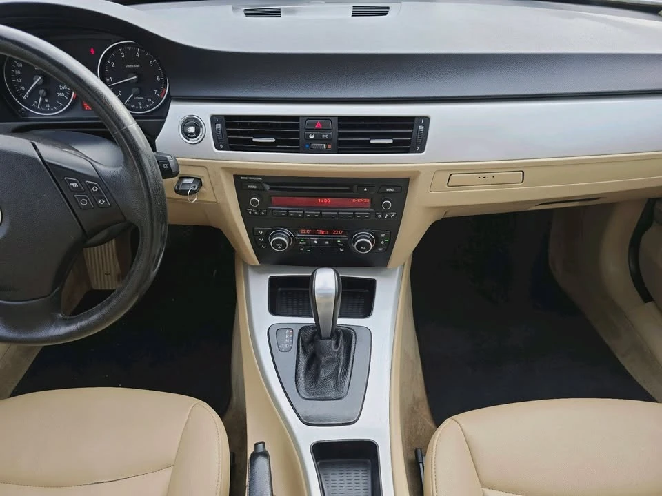 2011 BMW E90 3 Series Sedan - Image 13 of 20