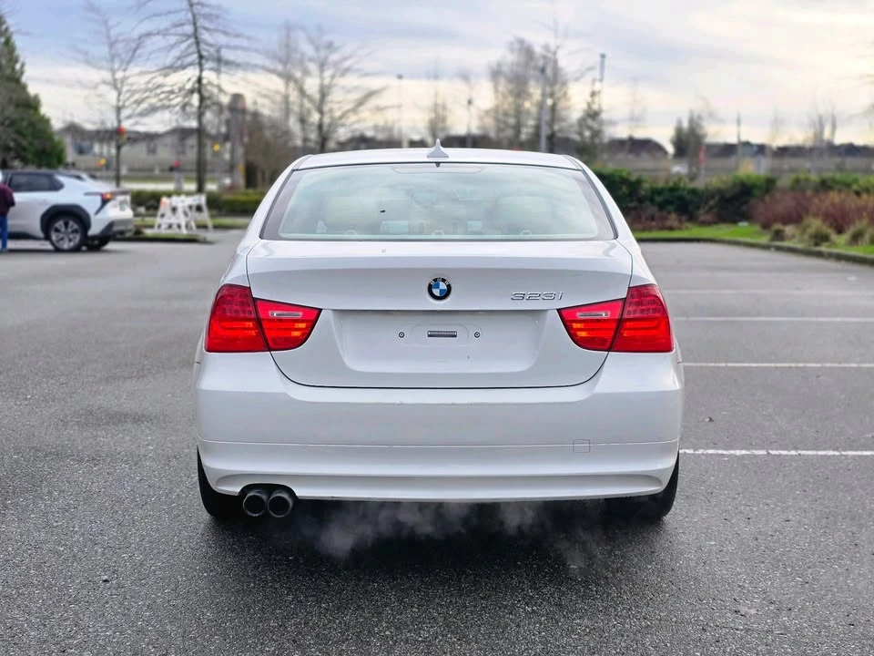 2011 BMW E90 3 Series Sedan - Image 6 of 20