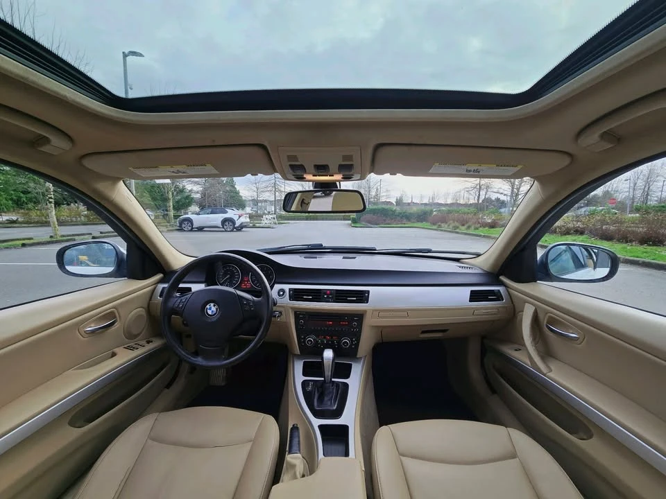 2011 BMW E90 3 Series Sedan - Image 12 of 20