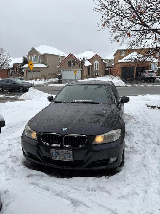 2011 BMW E90 3 Series Sedan - Image 3 of 9