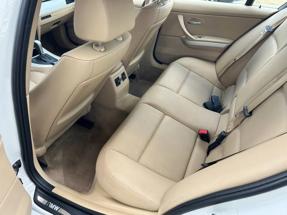 2011 BMW E90 3 Series Sedan - Image 10 of 12
