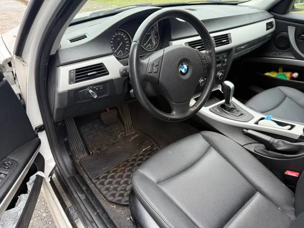 2011 BMW E90 3 Series Sedan - Image 4 of 6