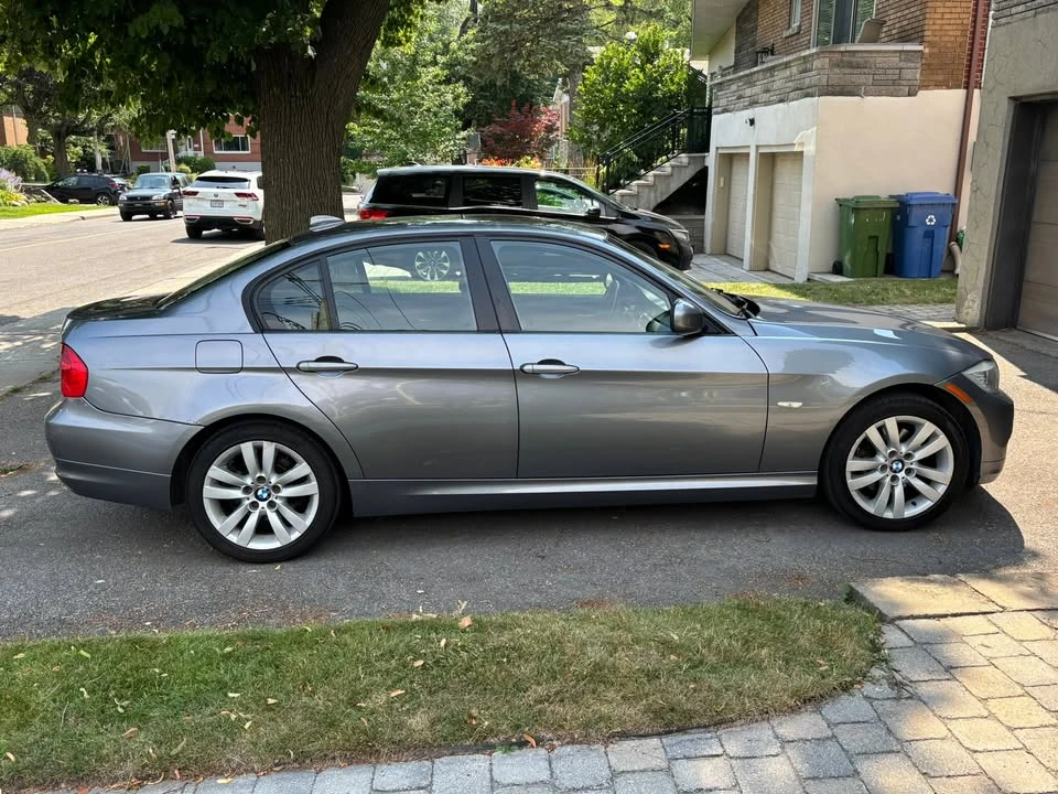 2011 BMW E90 3 Series Sedan - Image 2 of 9