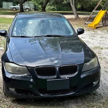 2011 BMW 325i