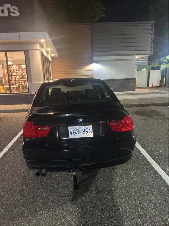 2011 BMW E90 3 Series Sedan - Image 12 of 12