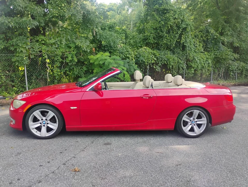 2011 BMW E93 3 Series Convertible - Image 3 of 15