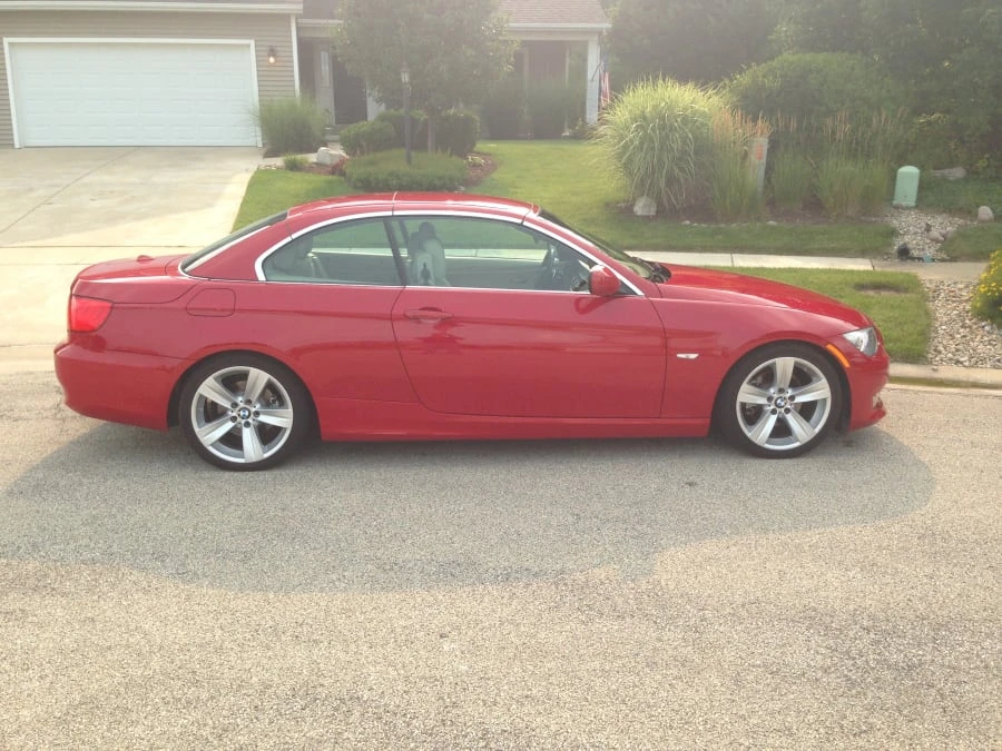 2011 BMW E93 3 Series Convertible - Image 2 of 5