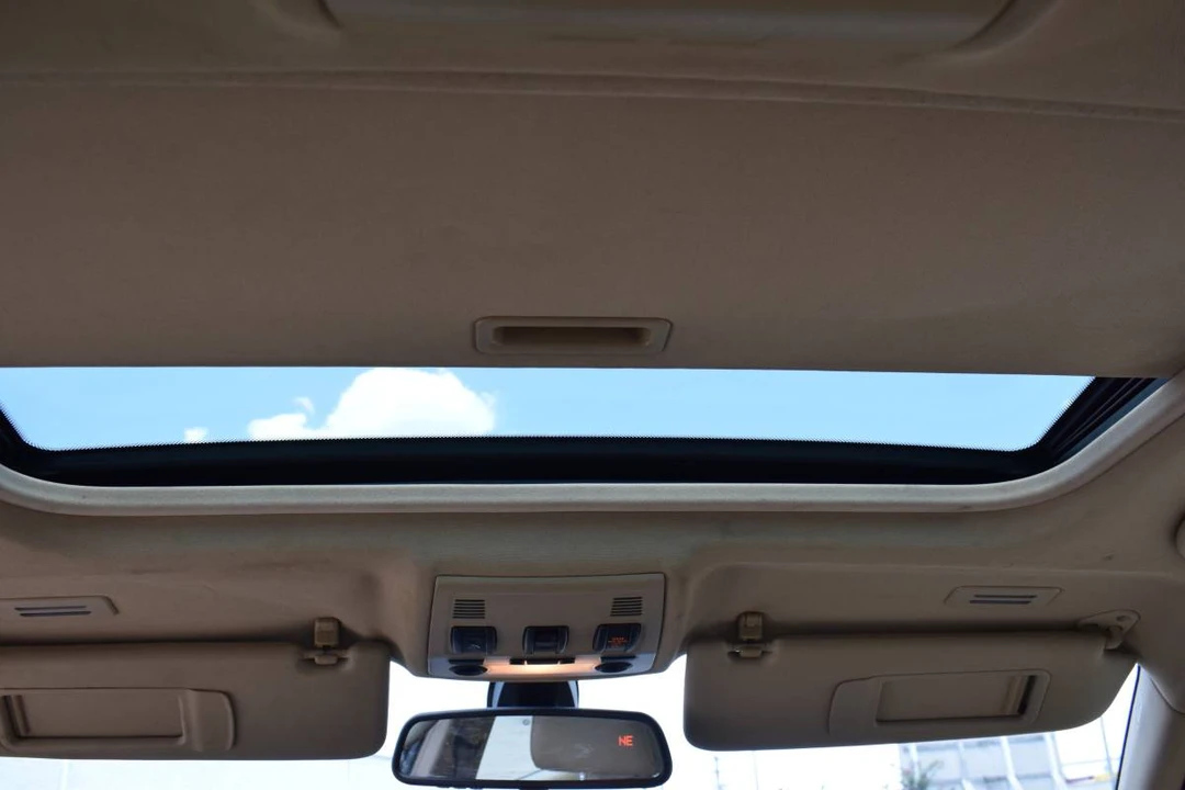 2011 BMW E90 3 Series Sedan - Image 19 of 20