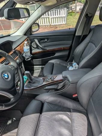 2011 BMW E90 3 Series Sedan - Image 4 of 6
