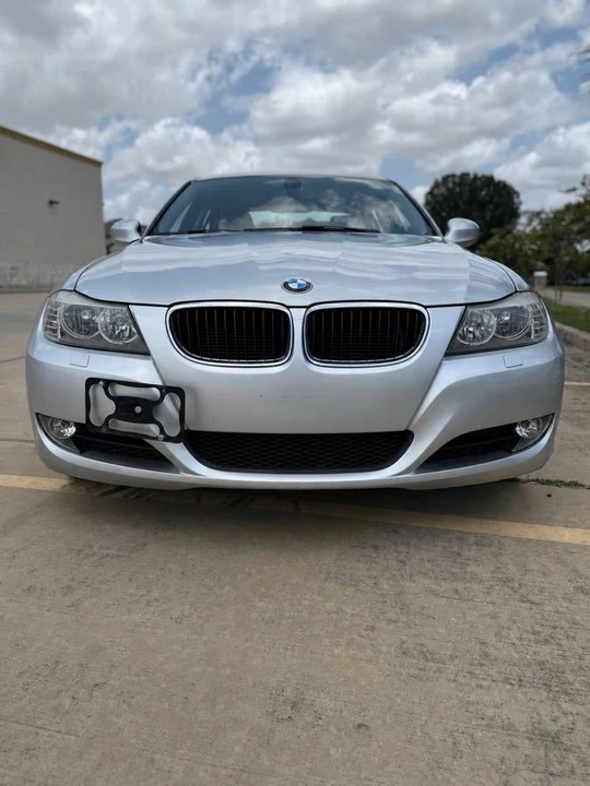 2011 BMW E90 3 Series Sedan - Image 6 of 13