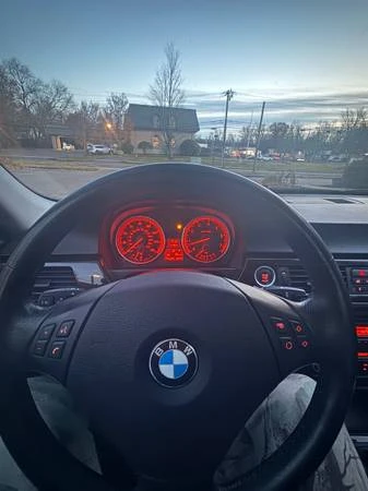 2011 BMW E90 3 Series Sedan - Image 14 of 20