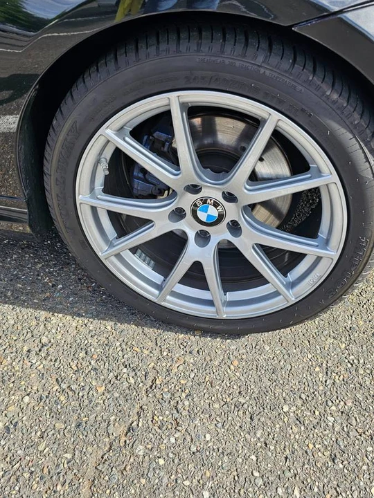 2011 BMW E90 3 Series Sedan - Image 22 of 23