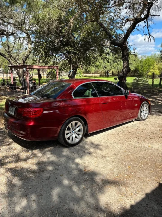 2011 BMW E90 3 Series Sedan - Image 2 of 5