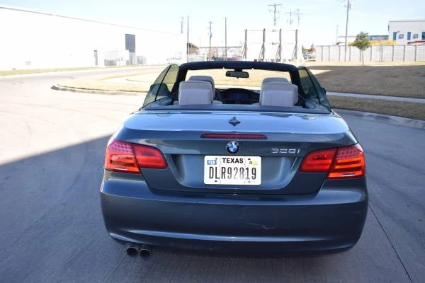 2011 BMW E93 3 Series Convertible - Image 8 of 21