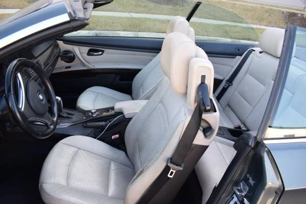 2011 BMW E93 3 Series Convertible - Image 12 of 21