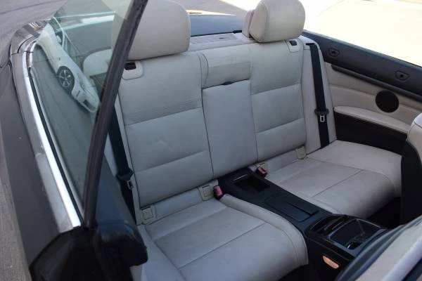 2011 BMW E93 3 Series Convertible - Image 15 of 21