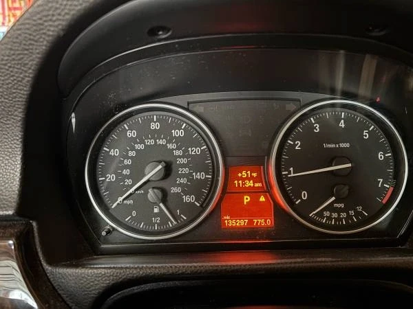 2011 BMW E90 3 Series Sedan - Image 7 of 10