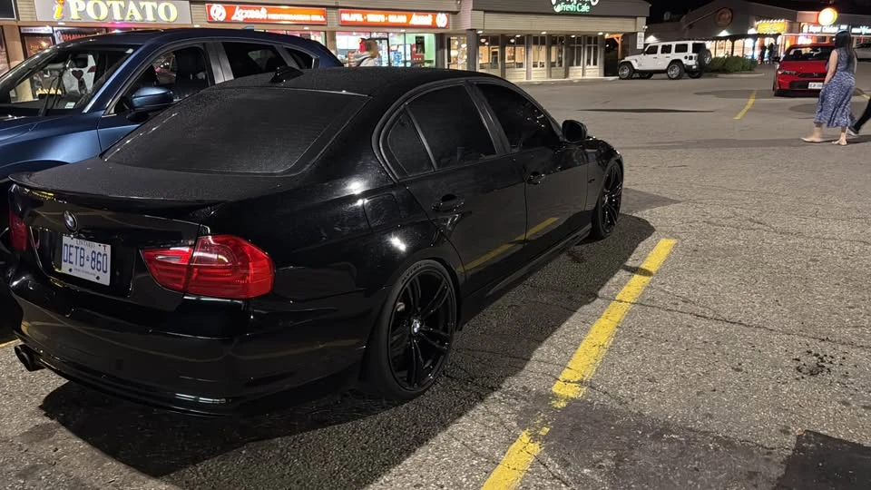2011 BMW E90 3 Series Sedan - Image 3 of 9
