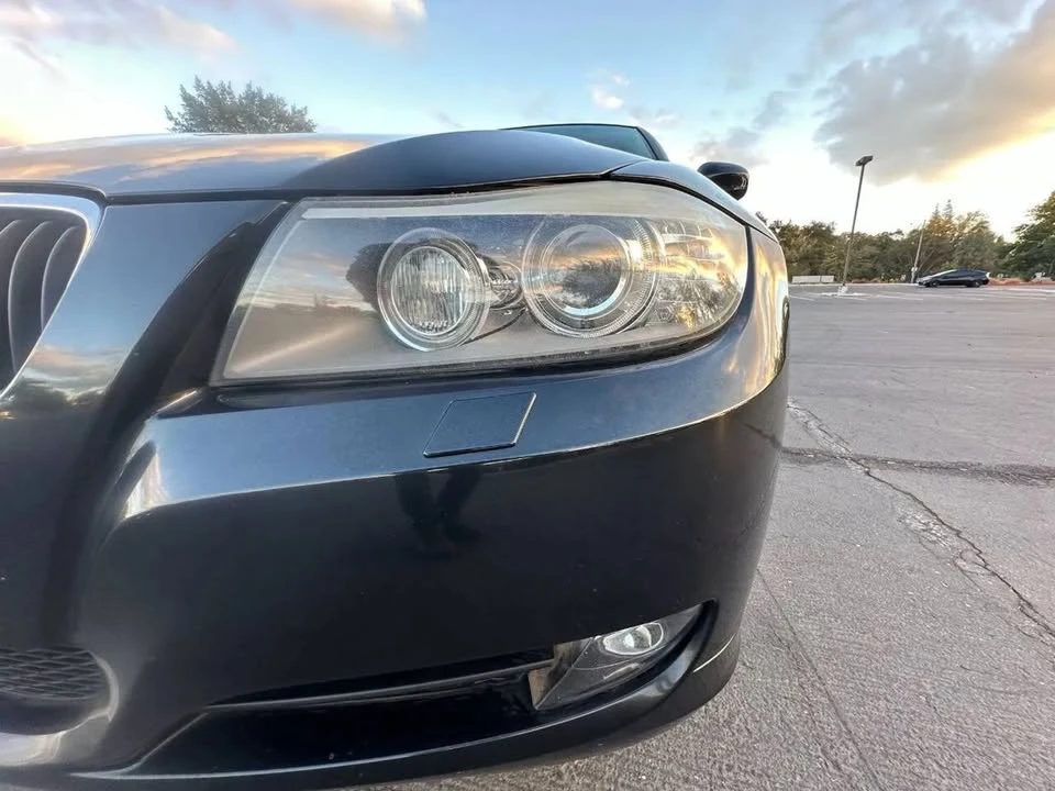 2011 BMW E90 3 Series Sedan - Image 19 of 20
