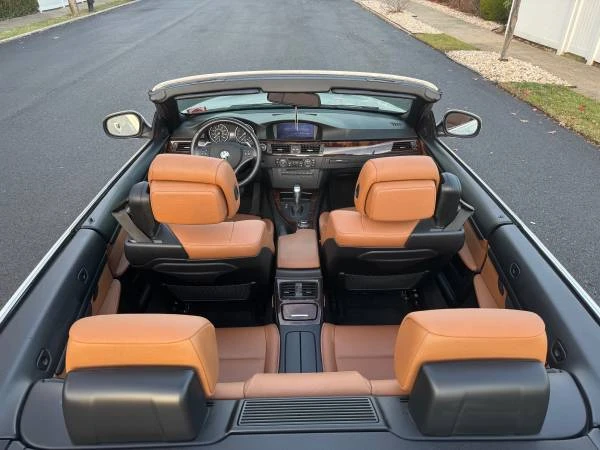 2011 BMW E93 3 Series Convertible - Image 12 of 18