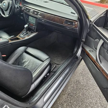 2011 BMW E90 3 Series Sedan - Image 11 of 18