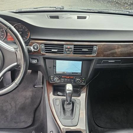 2011 BMW E90 3 Series Sedan - Image 12 of 18