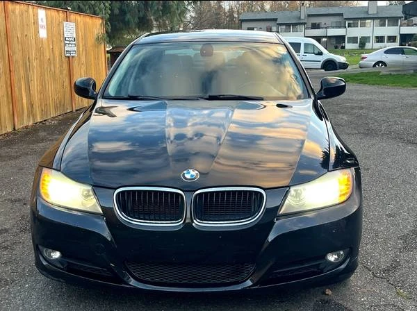 2011 BMW E90 3 Series Sedan - Image 12 of 13