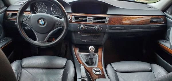 2011 BMW E90 3 Series Sedan - Image 5 of 9