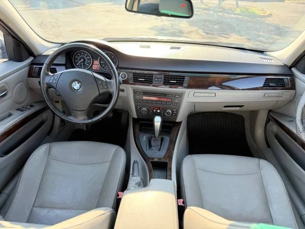 2011 BMW E90 3 Series Sedan - Image 7 of 15