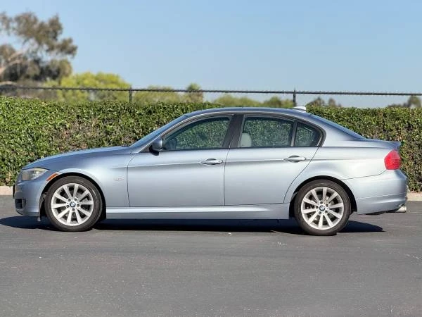 2011 BMW E90 3 Series Sedan - Image 6 of 15