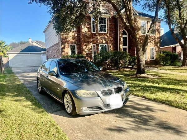2011 BMW E90 3 Series Sedan - Image 5 of 9