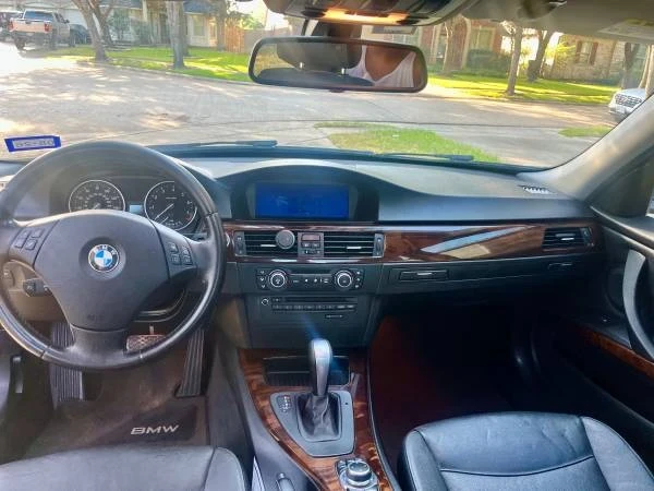 2011 BMW E90 3 Series Sedan - Image 2 of 9