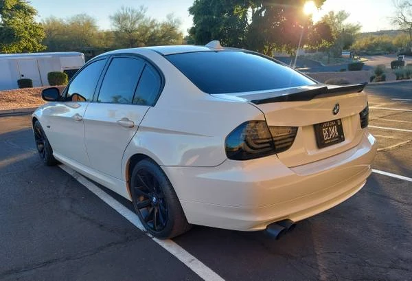 2011 BMW E90 3 Series Sedan - Image 4 of 16