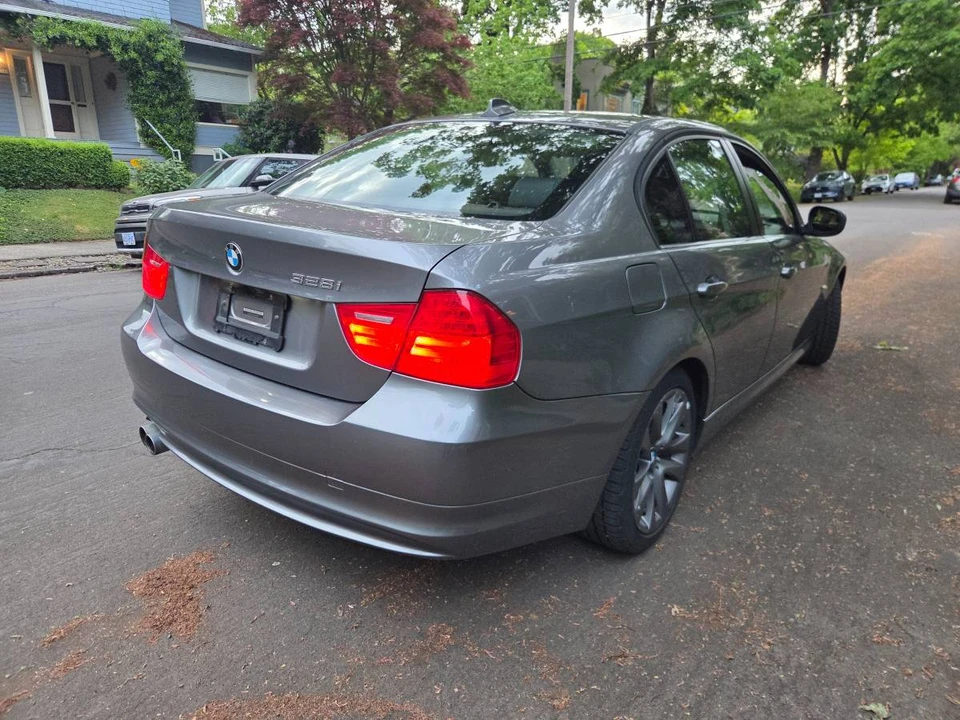 2011 BMW E90 3 Series Sedan - Image 3 of 8