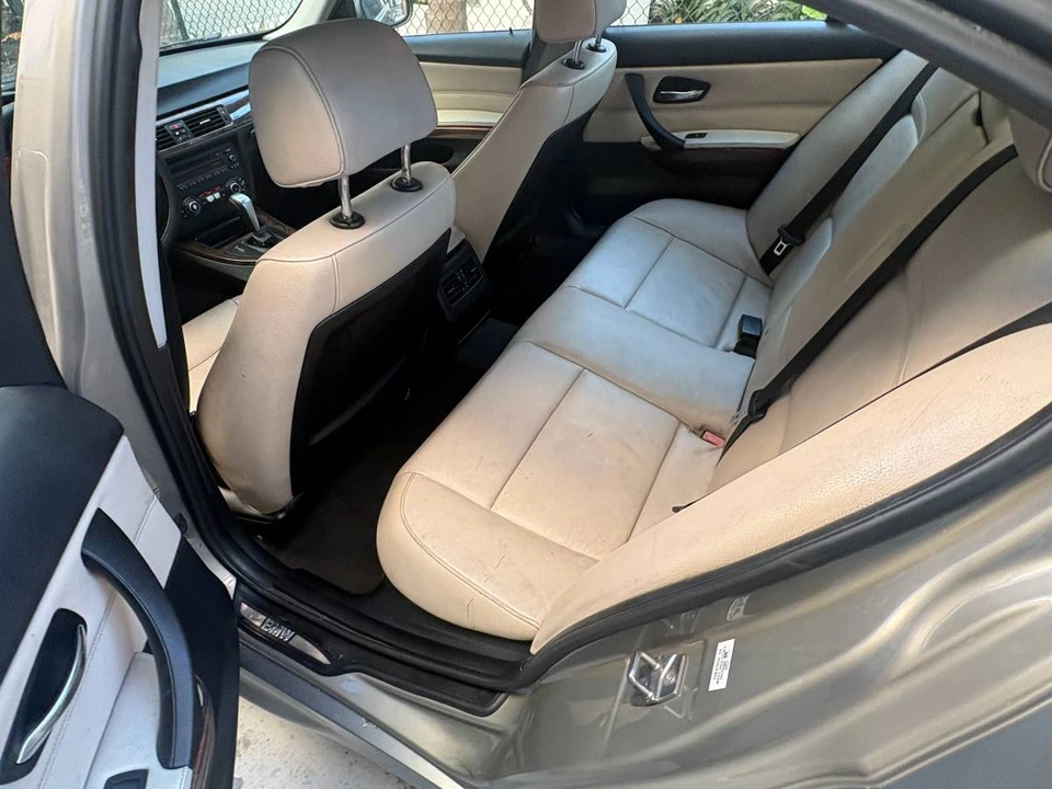 2011 BMW E90 3 Series Sedan - Image 11 of 12