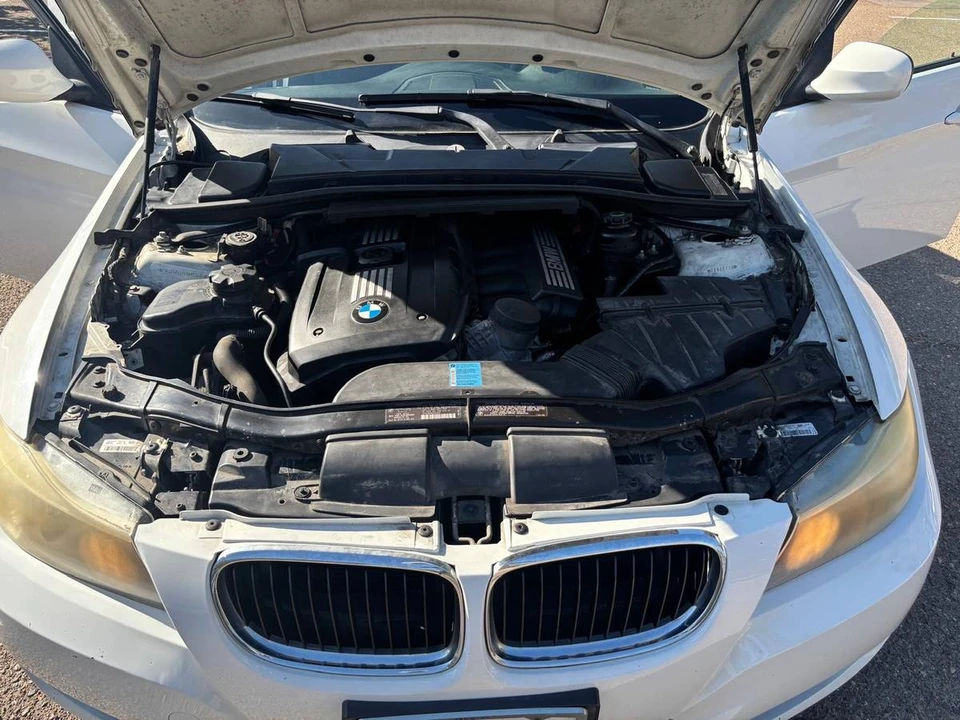 2011 BMW E90 3 Series Sedan - Image 12 of 14