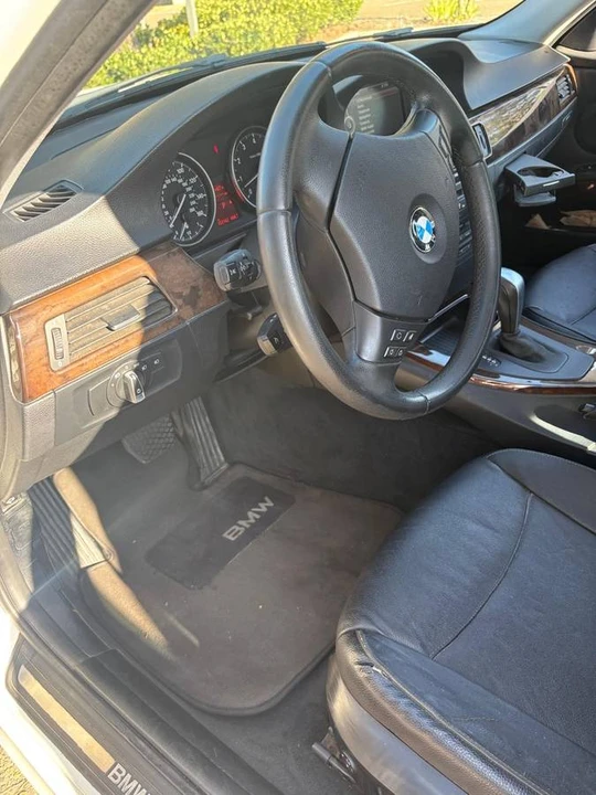 2011 BMW E90 3 Series Sedan - Image 14 of 14