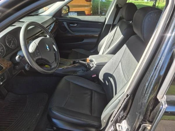 2011 BMW E90 3 Series Sedan - Image 2 of 7