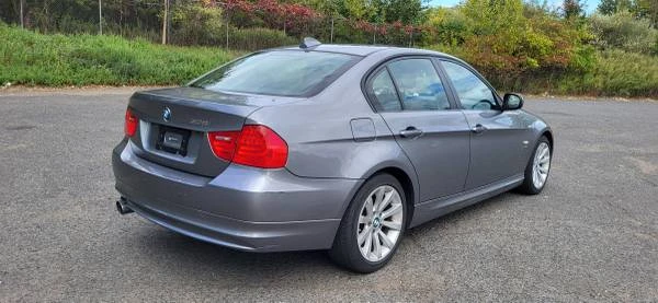 2011 BMW E90 3 Series Sedan - Image 11 of 21