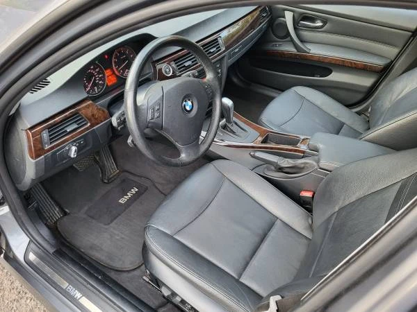 2011 BMW E90 3 Series Sedan - Image 20 of 21