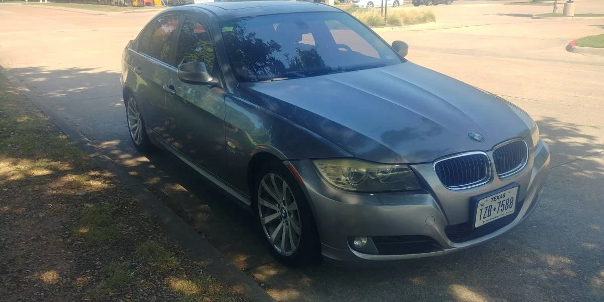 2011 BMW E90 3 Series Sedan - Image 8 of 10