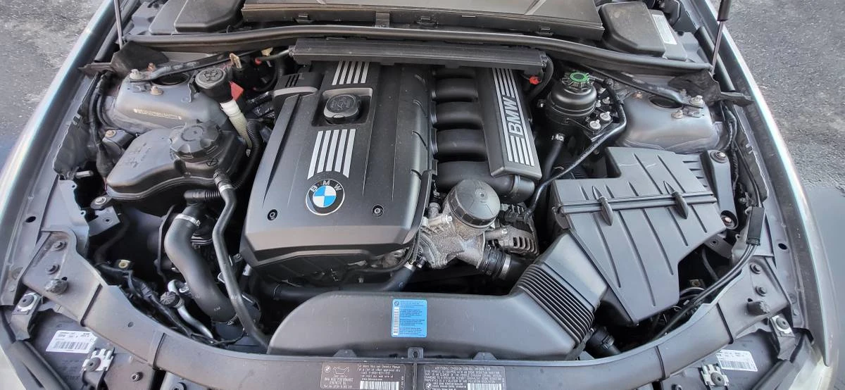 2011 BMW E90 3 Series Sedan - Image 23 of 23