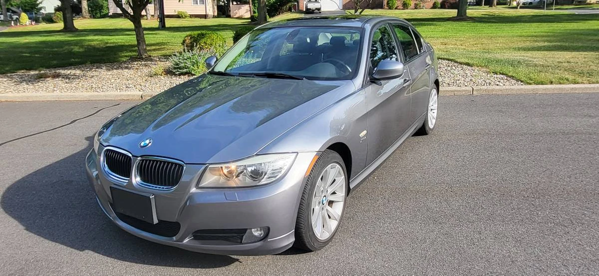 2011 BMW E90 3 Series Sedan - Image 6 of 23