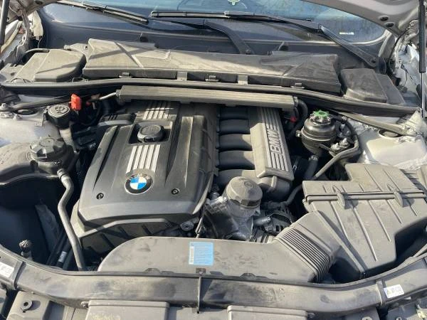 2011 BMW E90 3 Series Sedan - Image 15 of 15