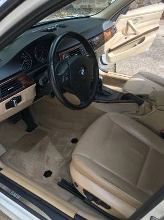 2011 BMW E90 3 Series Sedan - Image 12 of 13