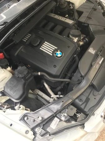 2011 BMW E90 3 Series Sedan - Image 9 of 13