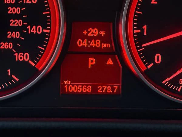 2011 BMW E90 3 Series Sedan - Image 10 of 12