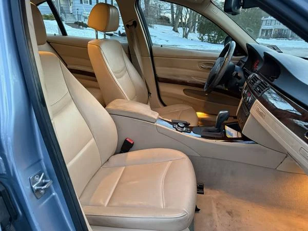 2011 BMW E90 3 Series Sedan - Image 6 of 12