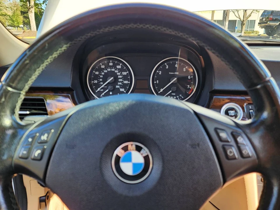 2011 BMW E90 3 Series Sedan - Image 12 of 24
